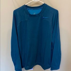 Men’s Nike long sleeve shirt